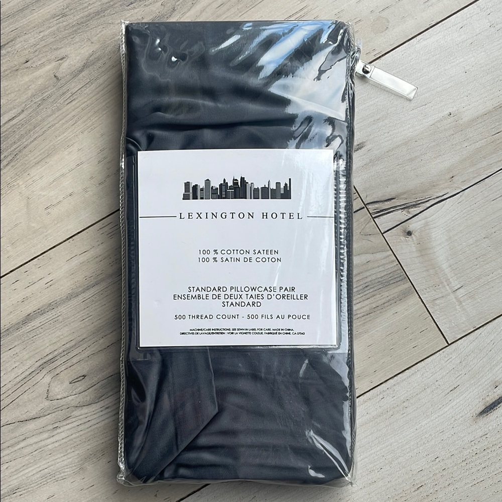 NWT 100% Cotton Sateen Slate Pillowcase Pair